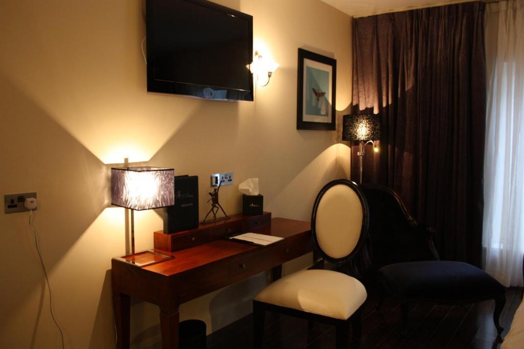 בלמאלט The Talbot Hotel חדר תמונה