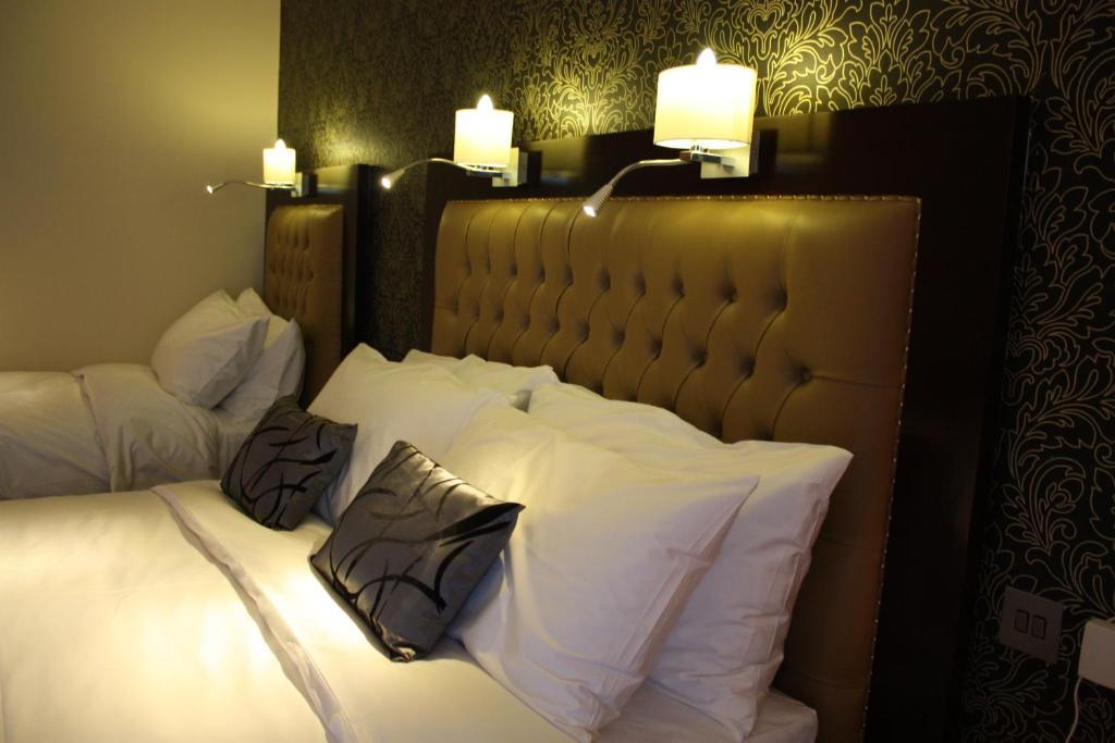 בלמאלט The Talbot Hotel חדר תמונה