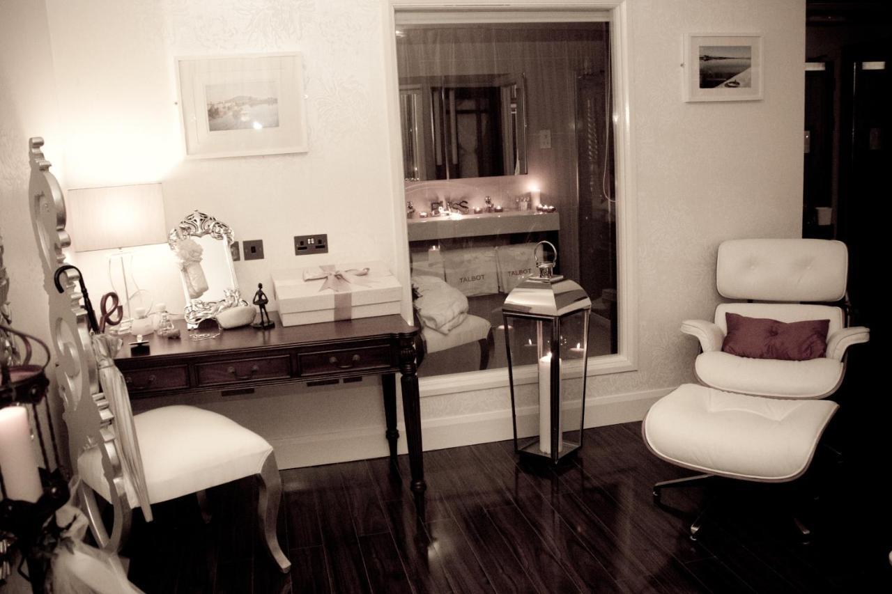 בלמאלט The Talbot Hotel מראה חיצוני תמונה